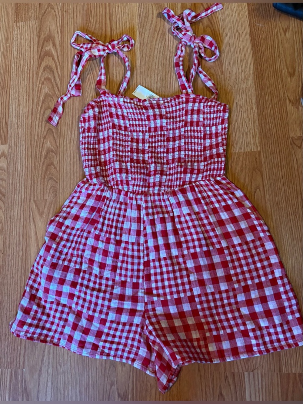 Old Navy Red and White Gingham Tie-Shoulder Romper NWT